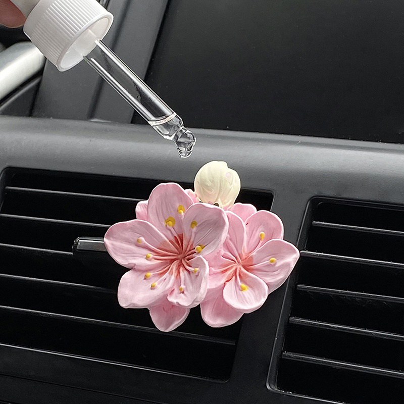 Car Accessories Perfume - معطر هواء للسيارة على شكل زهرة،