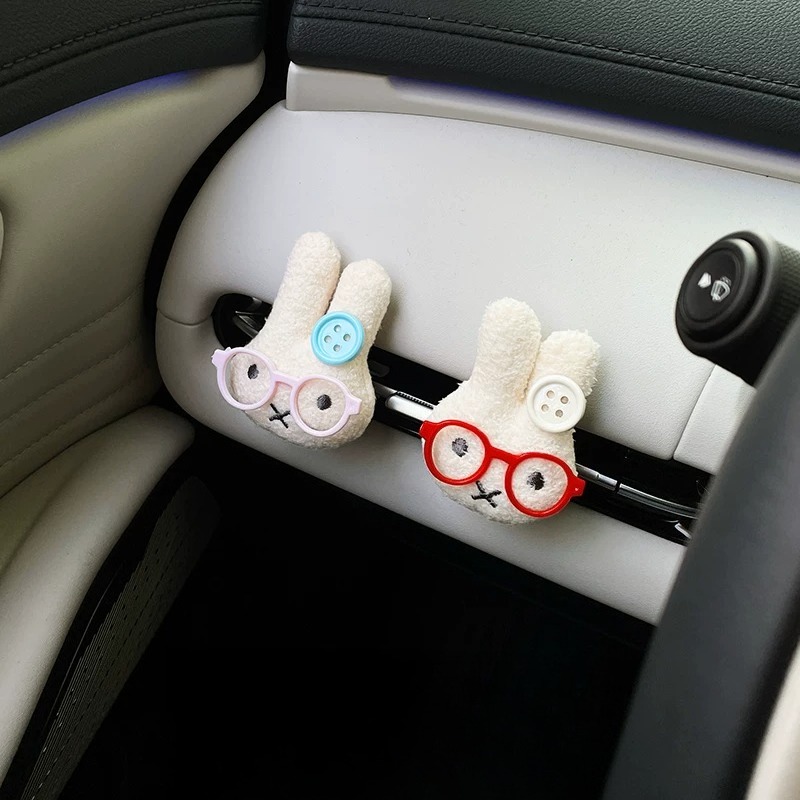Car Accessories Perfume - معطر هواء للسيارة على شكل أرنب