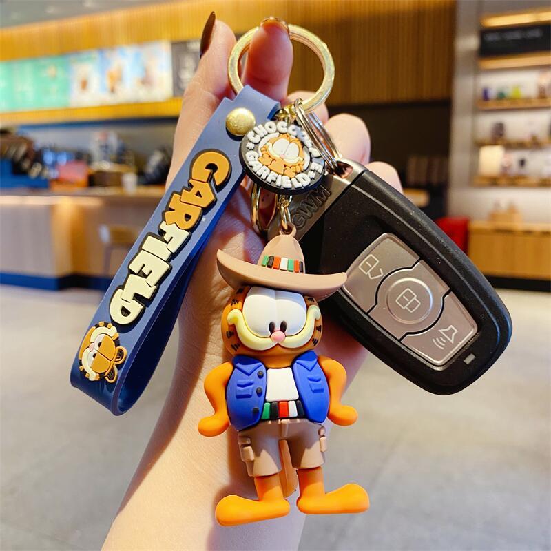 سلسلة مفاتيح كرتونية على شكل غ - مراجعة Car Accessories You Need وسعره